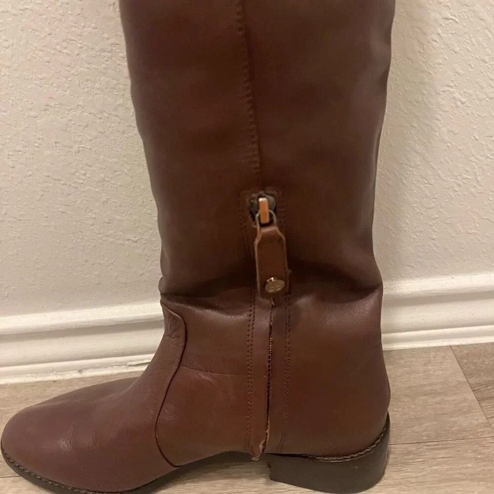 BCBG MaxAzria brown leather over the boots - Picture 9 of 16